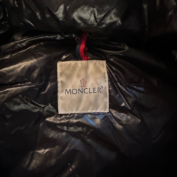 Moncler Down Puffer Jacket - Picture 3 of 6